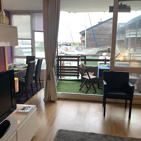 Apartamento La Marina De Marie, Duplex Sur L'eau